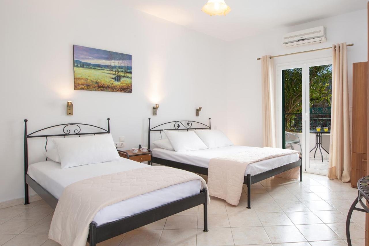 Spacious Studios Lefkada Mountain View Near Beach Dragano Bagian luar foto